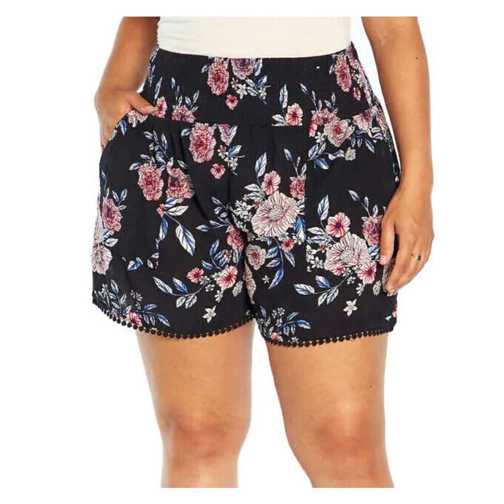 Three Dots Ladies' Floral Printed Shorts with Pockets size XXL